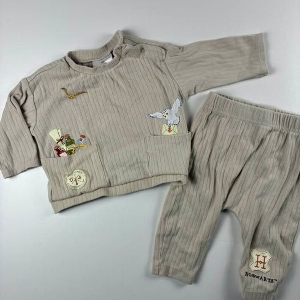 Harry Potter Wizarding World Ribbed Baby 6-9 Month Outfit Set
